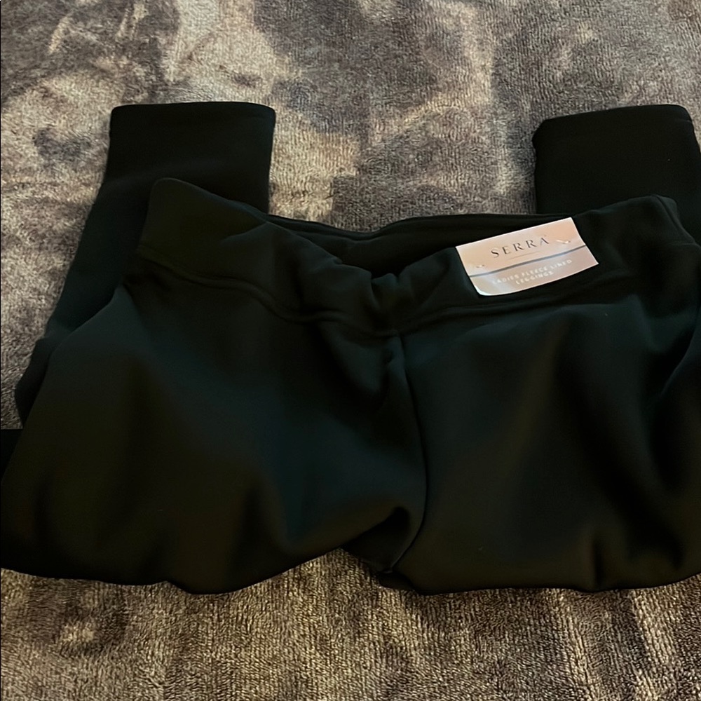 Serra Black Leggings